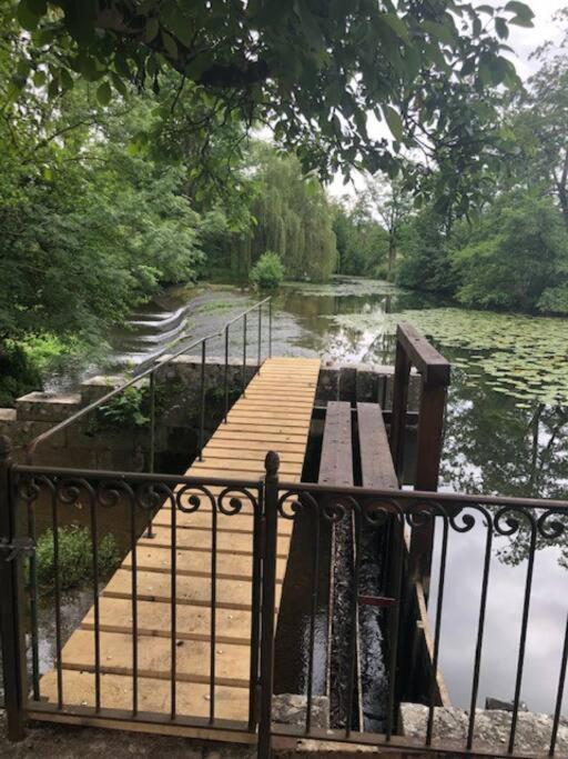 Magnifique Moulin Proche Chablis, Jacuzzi Et Riviere Villa Annay-sur-Serein Exterior photo